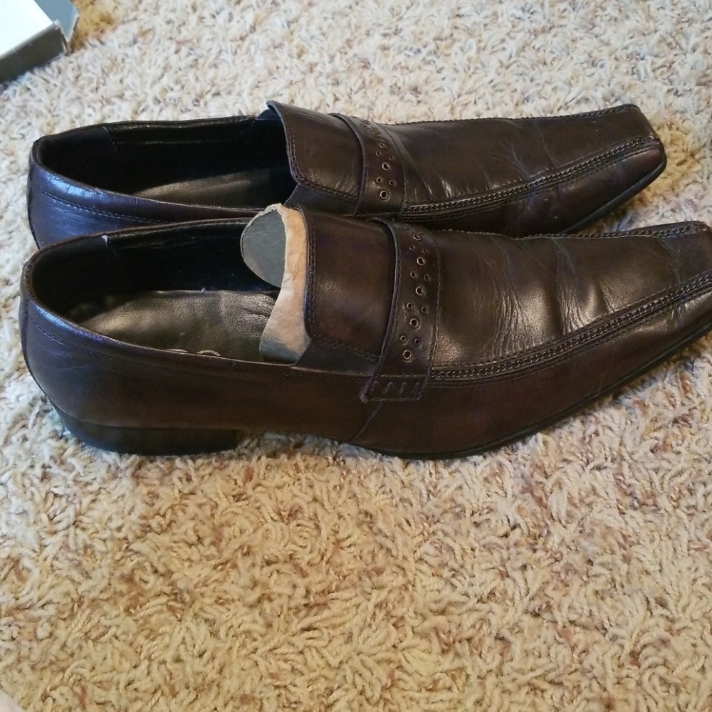 Brown slide on dress shoes - Picture 2 of 3